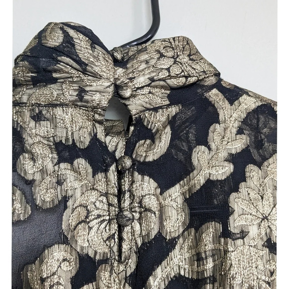 Mille Charlotte Top In Metallic Jacquard - Picture 6 of 8